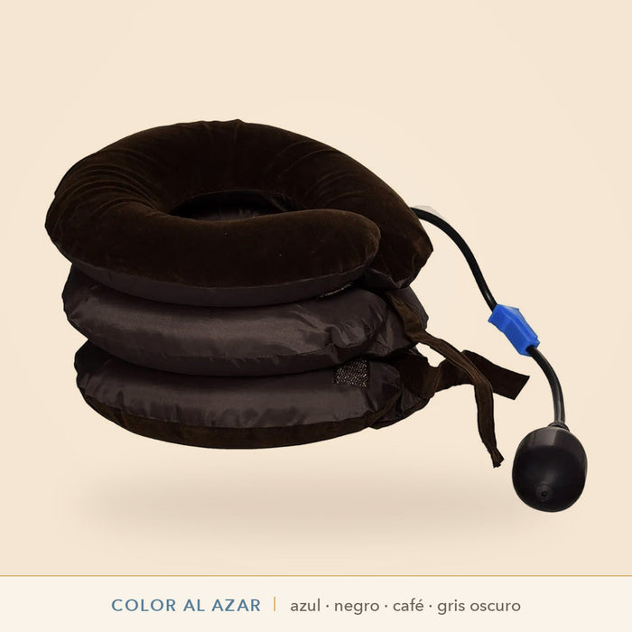 Cojín cervical inflable de 3 capas MixMart — fondo crema — el color se envía al azar entre azul, negro, café y gris oscuro